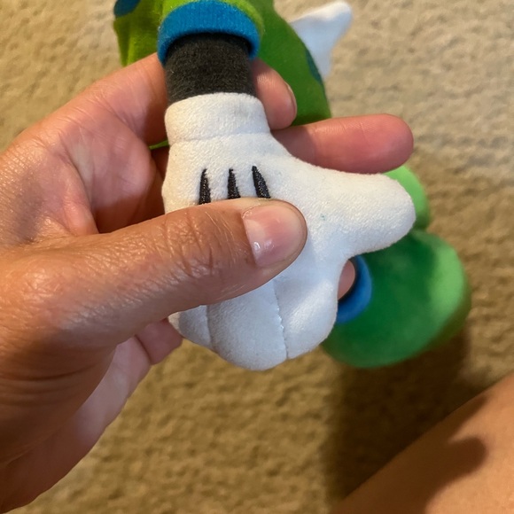 Mickey Mouse Plush Disney’s Animal Kingdom Dino Institute Plush - Picture 3 of 8